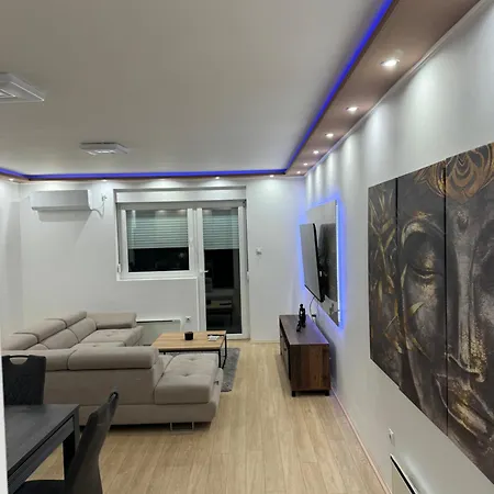 Apartment Brasic *